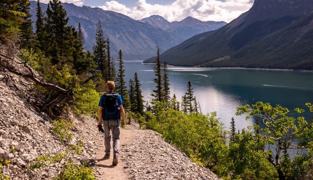 The hike or backpacking trip alongside Lake Minnewaka is a beauty