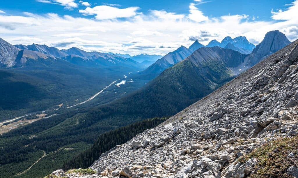 Views south along the Smith Dorrien Road from the east arm of Tent Ridge