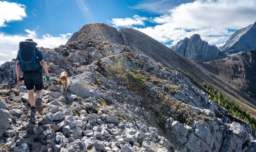 There are some airy sections along the east arm of the horseshoe - and this isn't one of them!