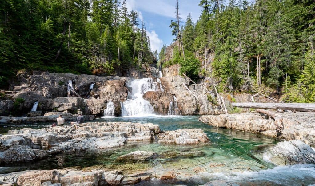A final look at these beautiful waterfalls before we start the car home