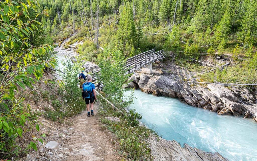 Cross the Vermillion River to start the Floe Lake hike