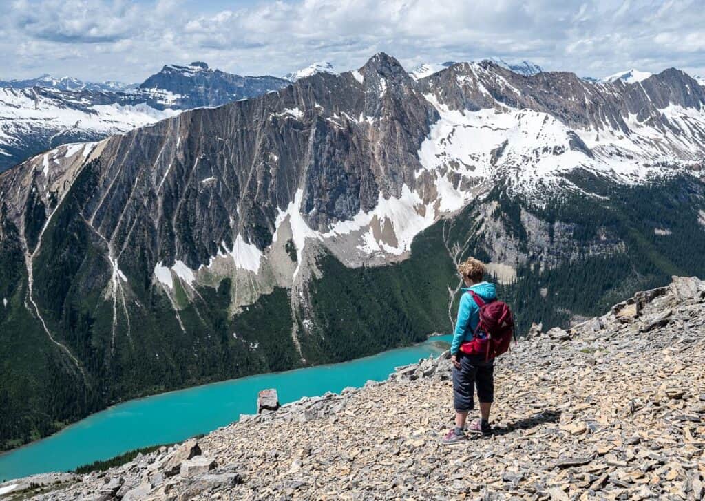 Look down on the lake from a height to page Peak